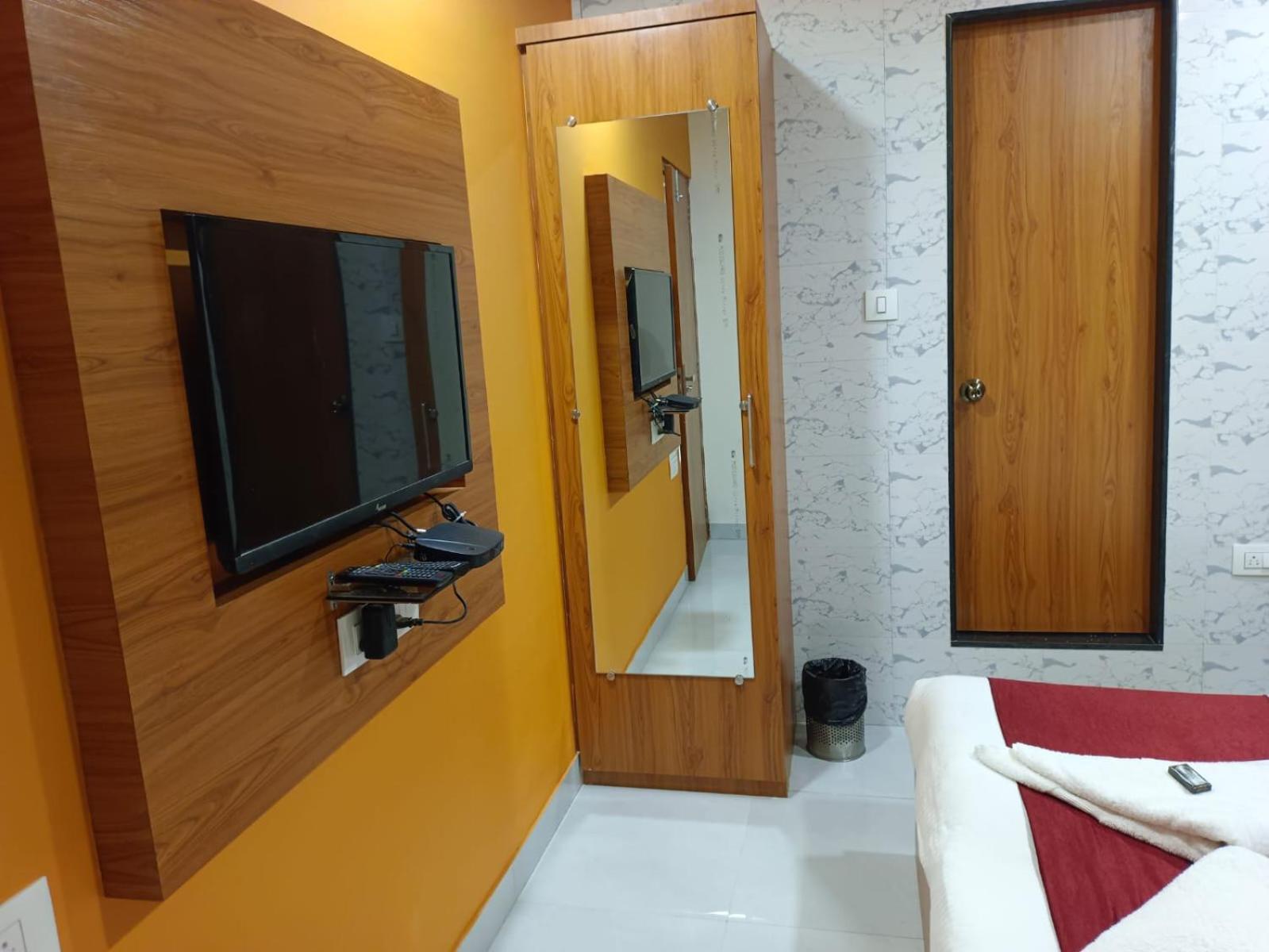 Hotel Airport Annex Мумбаї Екстер'єр фото